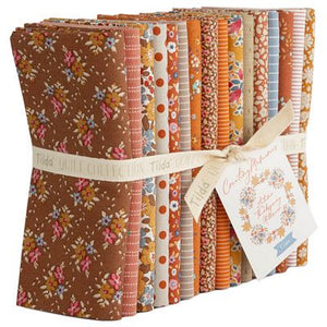 Creating Memories Fat Quarter Bundle 16 Fabrics-Autumn Colorway