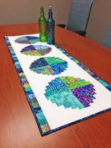 Roundabout Table Runner Pattern